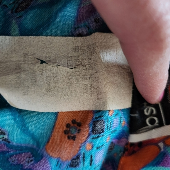 Vintage Vibrant Floral Button Up Top - Picture 11 of 11